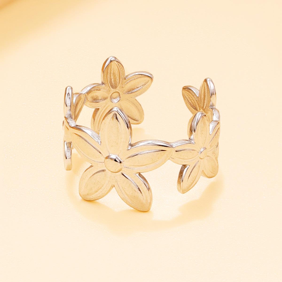 18K Gold-Plated Stainless Steel Flower Ring – Elegant, Versatile Open Design for Women