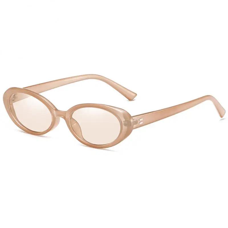 Stylish Sunglasses Retro Small Square Frame Sun Eyewear Punk Sunglasses Fishing Driving Eyewear Anti-UV Eyewear UV Protection 400 Gafas