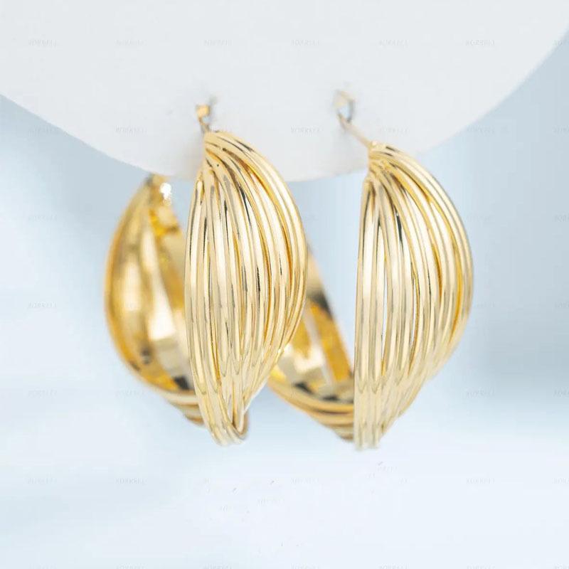 Retro Hong Kong-Style Metal Ear Hoops: Trendy French-Influenced Earrings for Women
