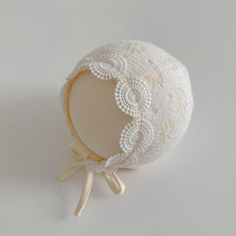 Delicate Lace Hat Newborns Bonnet, Soft and Cotton Fetal Caps for Infant Girls Breathable Early Fall Headwear 0-3 Years