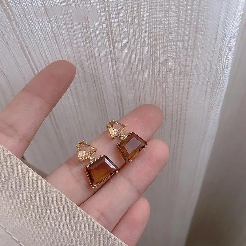 

Асимметричные серьги One Size