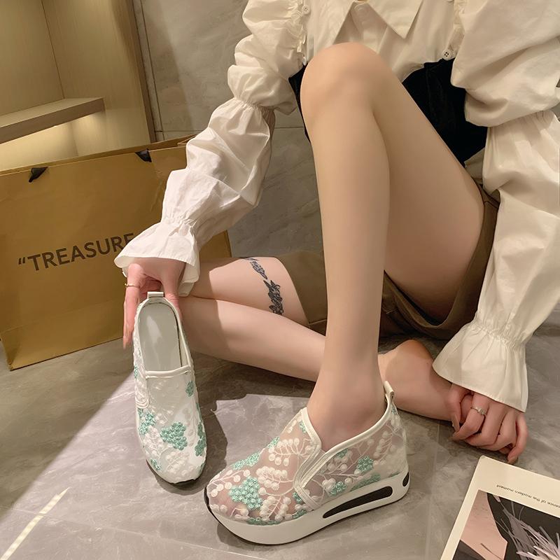 Fashion Spring Summer Hole shoes Woman Flat Platform Women Shoes Slip On Women's Thick Soled Female Shoe Chunky Heels Vulcanized shoes
