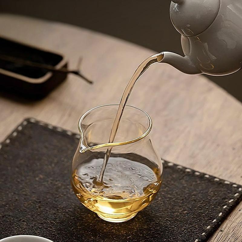 Japanese Style Kungfu Transparent Glass TeaCup Tea Dispenser Fair Cup Small Capacity Chahai Cup Teaware Decorative Accessories