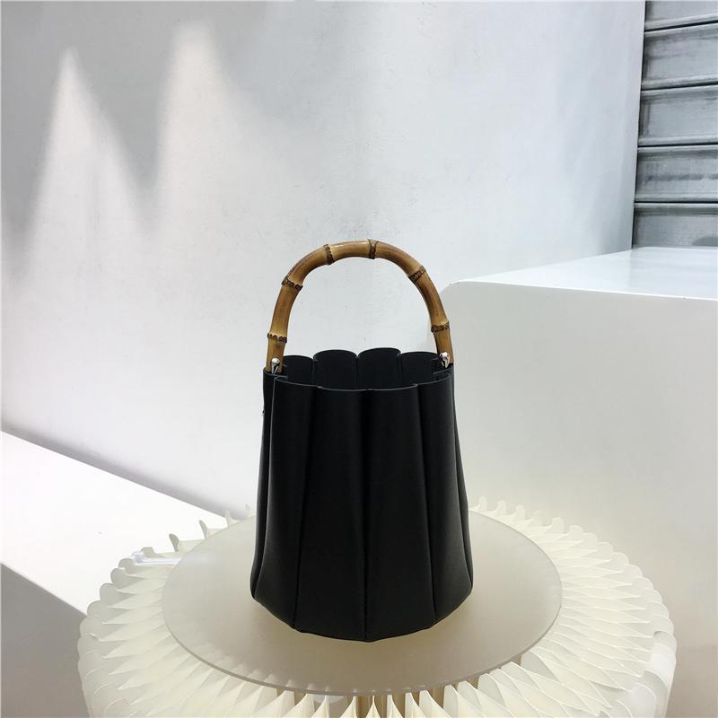 

Мягкая кожаная модная бамбуковая сумка для женщин, новая леди, темперамент, универсальная плиссированная сумка через плечо