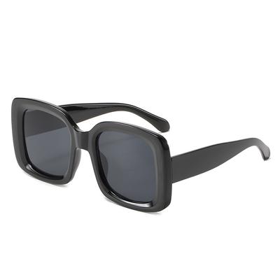 Brillen en accessoires – Zonnebrillen