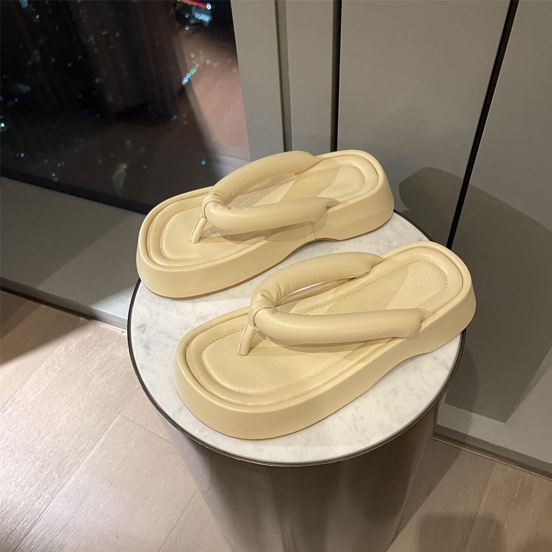 

Летние тапочки на толстой подошве, женские, новинка 2025 года, шлепанцы на мягкой подошве, женская повседневная одежда, ленивые пляжные тапочки для женщин 35 жёлтый