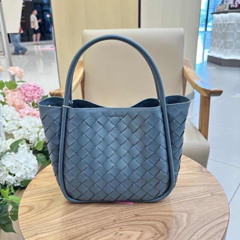 New Style Real Leather Women's Handbag Handmade Knitted Tote Vegetable Tanned Leather Single Handle Crossbody Bag Mother's Gift