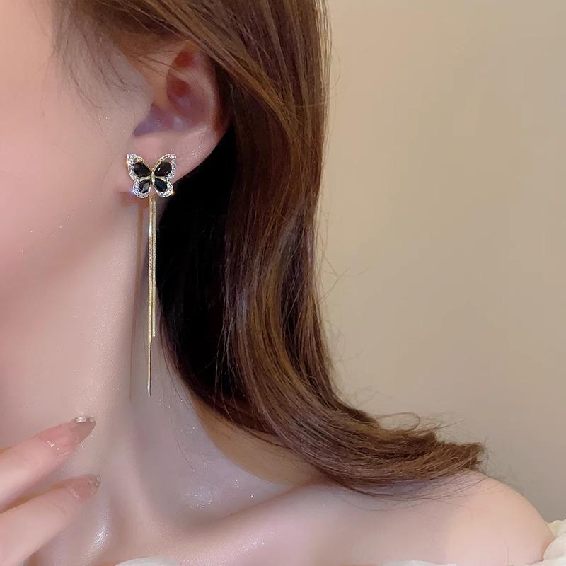 Luxury Fashion Two Ways To Wear Long Butterfly Tassel Stud Earrings For Women