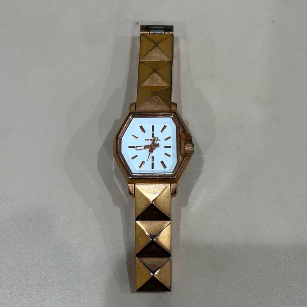 Used DIESEL watch, gold, women's, quartz