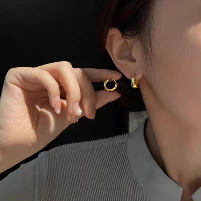 

Трендовые женские роскошные блестящие серьги-кольца 2024 - Нишевый дизайн