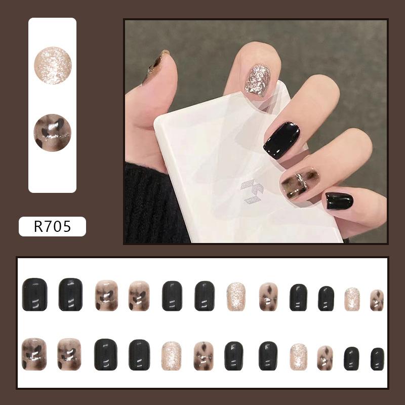 

24 шт. Smudge Black, Sweet and Cool Spice Girl Manicure, серебряные блестки, Cool and Sa, классические высококачественные Ins Wind Wearing Nail Pads