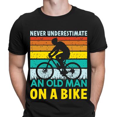 Unterschätze niemals einen alten Mann auf einem Fahrrad Opa Vatertag Herren T-Shirts #NED