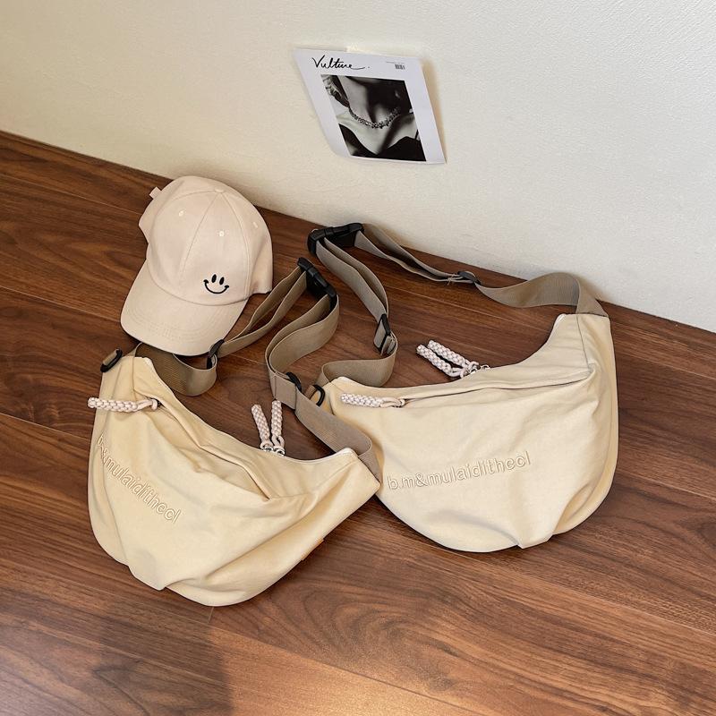 High-value casual new messenger bag women's 2025 commuting large-capacity fashion sports dumpling bag going out shoulder bag