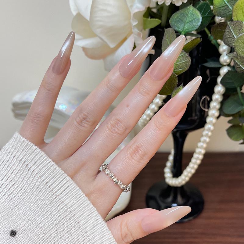 High-End Nude Cat Eye Handmade Nail Tips – Versatile Summer Style for a Spicy Look