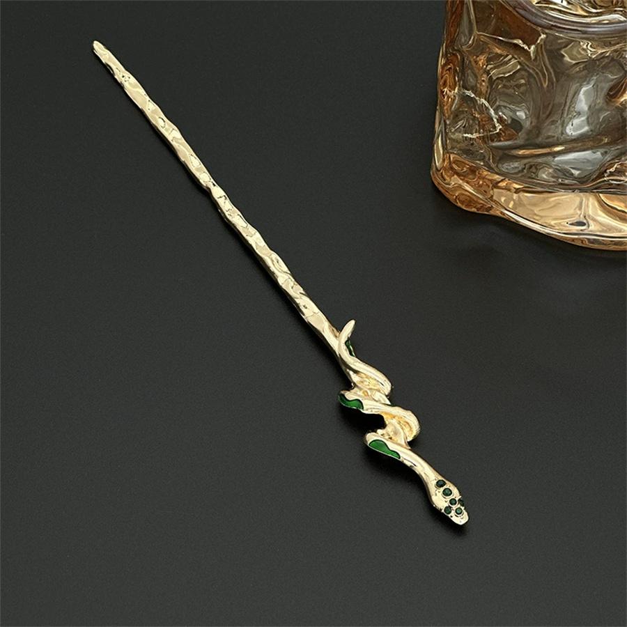 Spirit Snake Hairpin Alloy Snake Courtyard Girl Hairpin High End Niche Cold Wind Green Snake Dark Hair Ornament Female