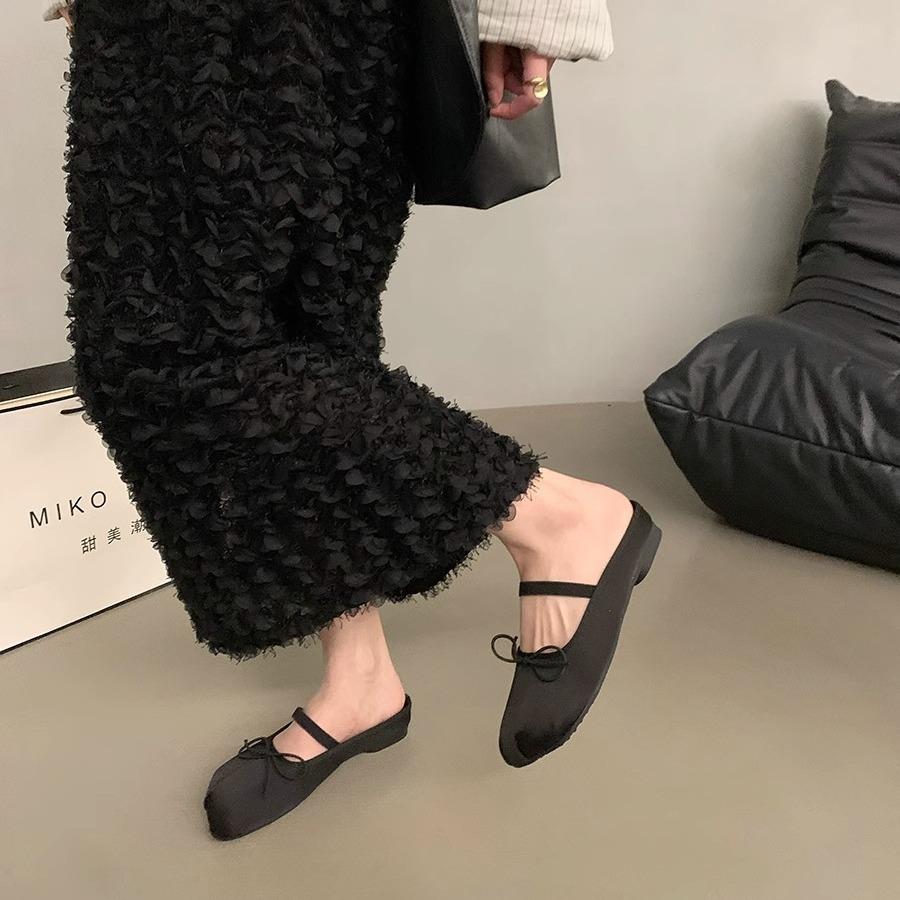 Růžová taška s plochou mašlí, poloviční pantofle, dámská obuv na nošení, jaro a léto 2025, baleríny Mary Jane