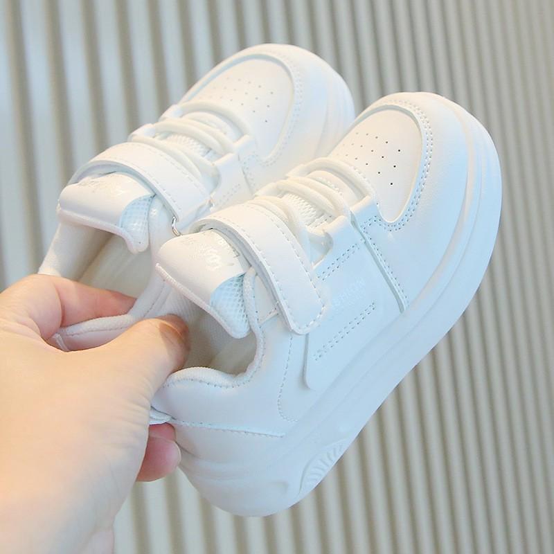Kids White Sneakers Boys Girls Lightweight Soft Sole Casual Shoes With