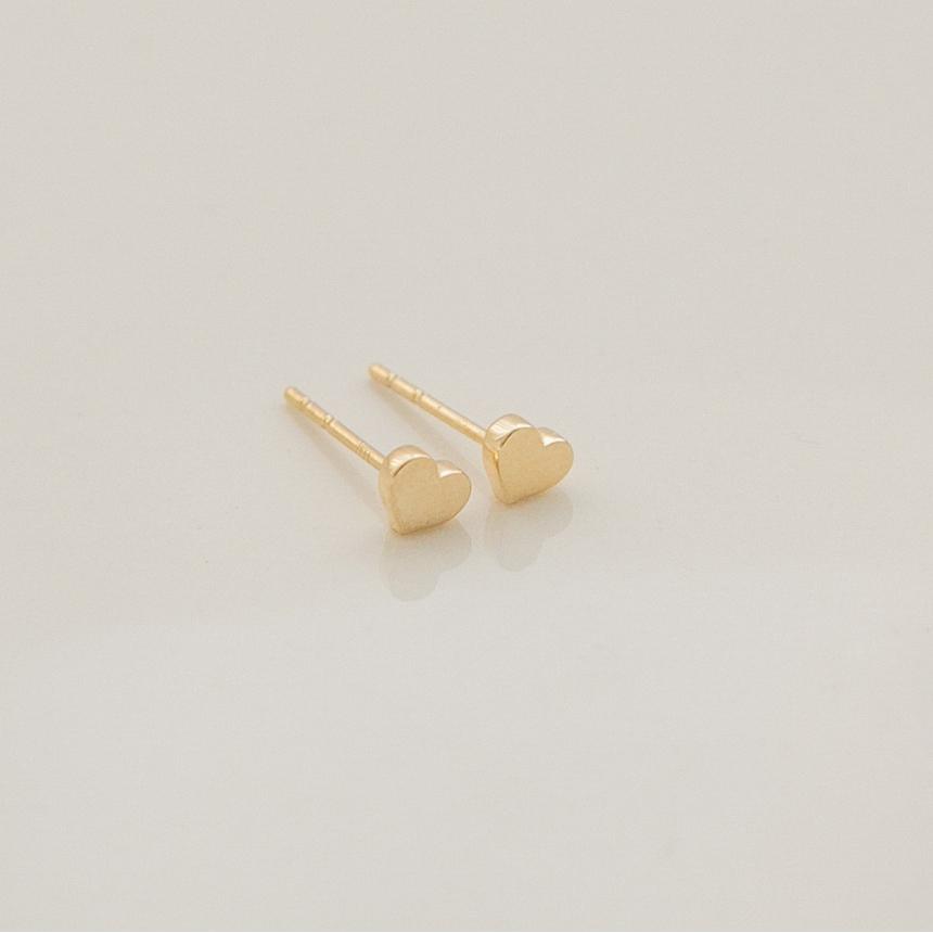 Lunne 14K Daily Heart Earrings (14K Gold) #Es17
