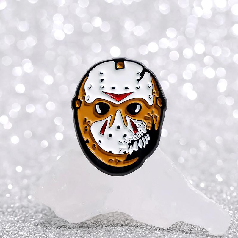 Halloween Horror Brooch Enamel Pins Custom Masked killer Brooches Lapel Badges Funny Jewelry Gift for Friends