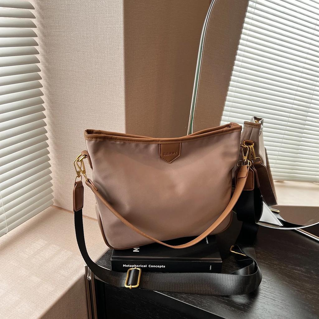 Nähgarn Nylon Damen Henkeltaschen Reißverschluss Pendeln Hohe Qualität Schultertaschen für Frauen