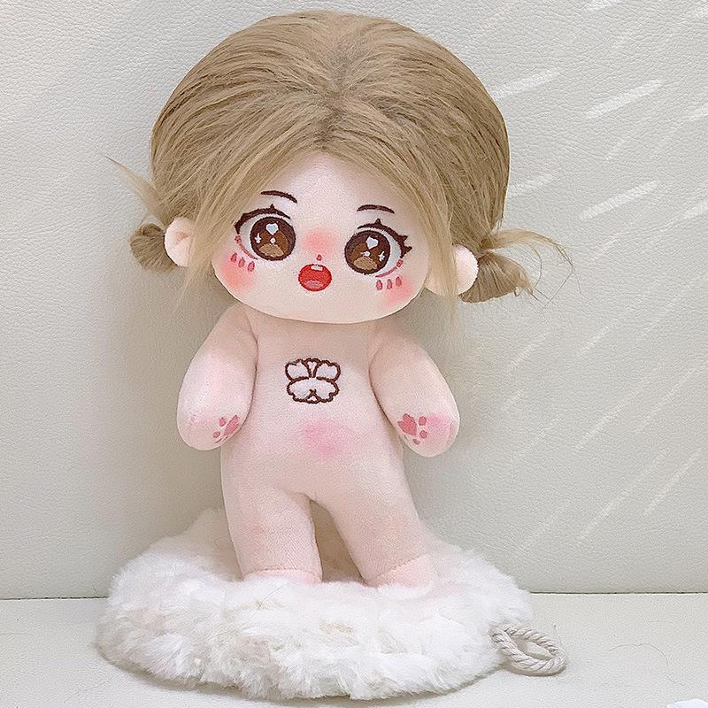 Plüschpuppe mit krausem Haar, mit wechselbarer Kleidung und Zubehör