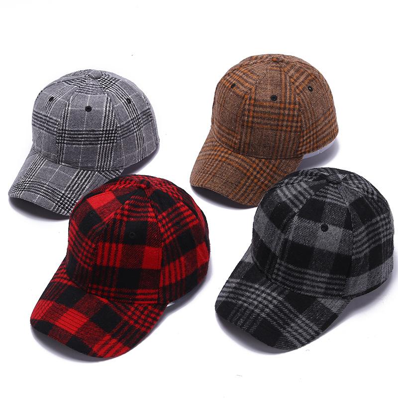 Autumn and Winter Plaid Black and Red Trendy Baseball Cap, Bare Adult Versatile Baseball Hat