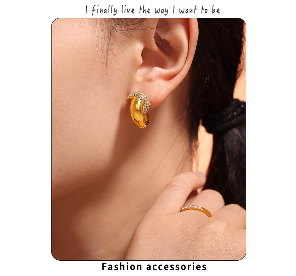 18K Gold Plated Crescent Moon Diamond Earrings - Exquisite Titanium Steel Jewelry