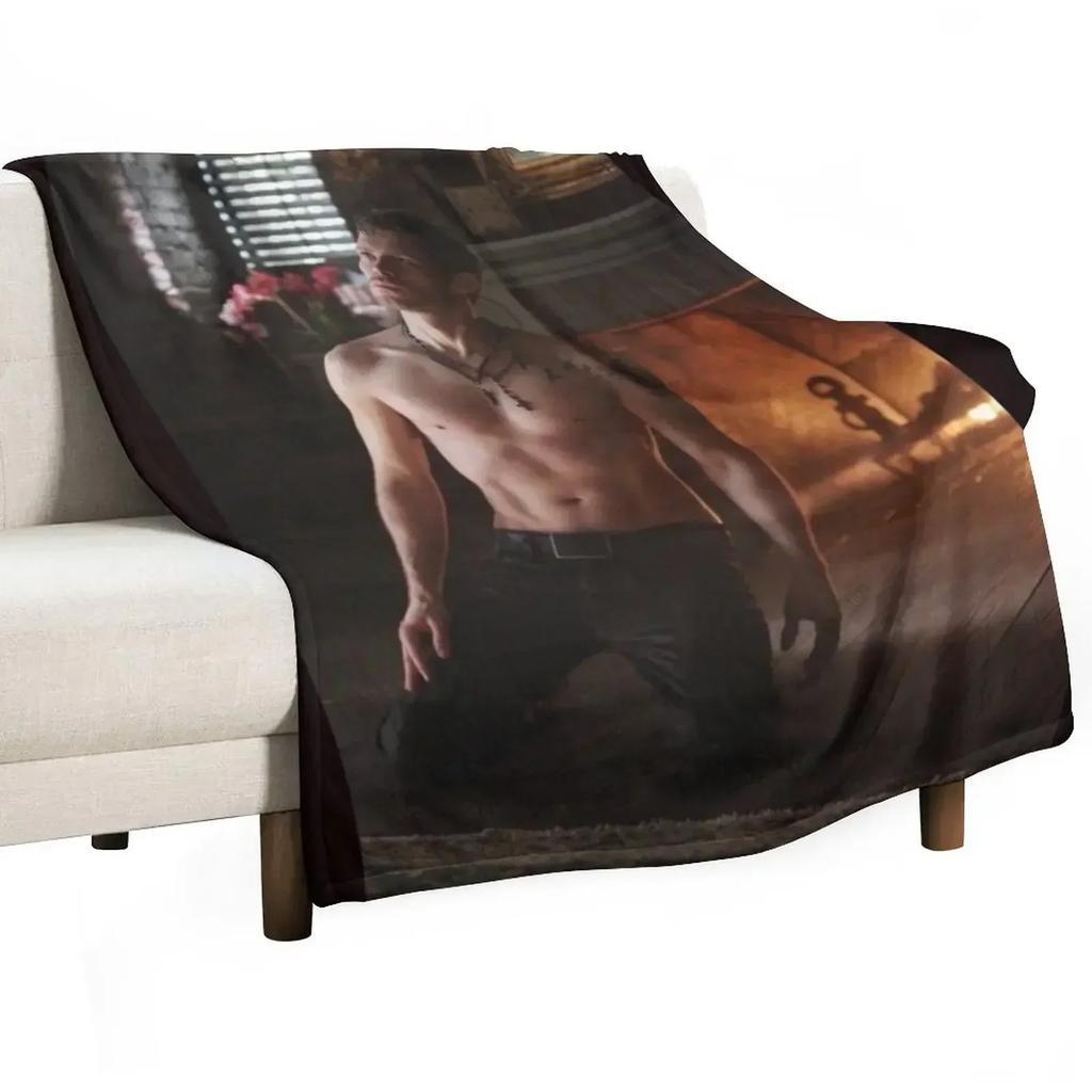 klaus mikaelson Throw Blanket manga Sofa Quilt Hairy Loose valentine gift ideas Luxury St Blankets