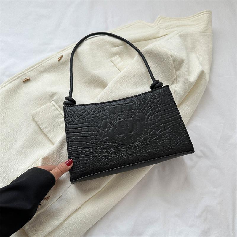 Trendy Black Pu Shoulder Bag For Women Chic Autumn Fashionable Mini Square Bag чёрный