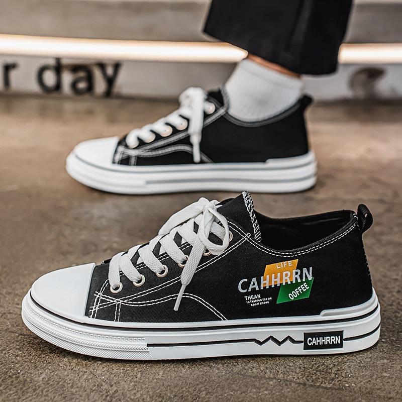 

Низкие парусиновые туфли, студенческие туфли, молодежная весенне-летняя повседневная мужская обувь 2025 года, новые литературные и универсальные модные туфли для мужчин 39