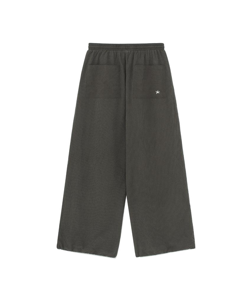 THE COLDEST MOMENT Tcm Mini Logo Breeze Pants (Charcoal)