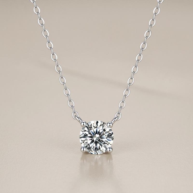 

Multi-platform Simplicity Classic Four-claw Clavicle Chain Moissanite Pendant Full Body Sterling Silver S Necklace 5.0mm/0.5 carat