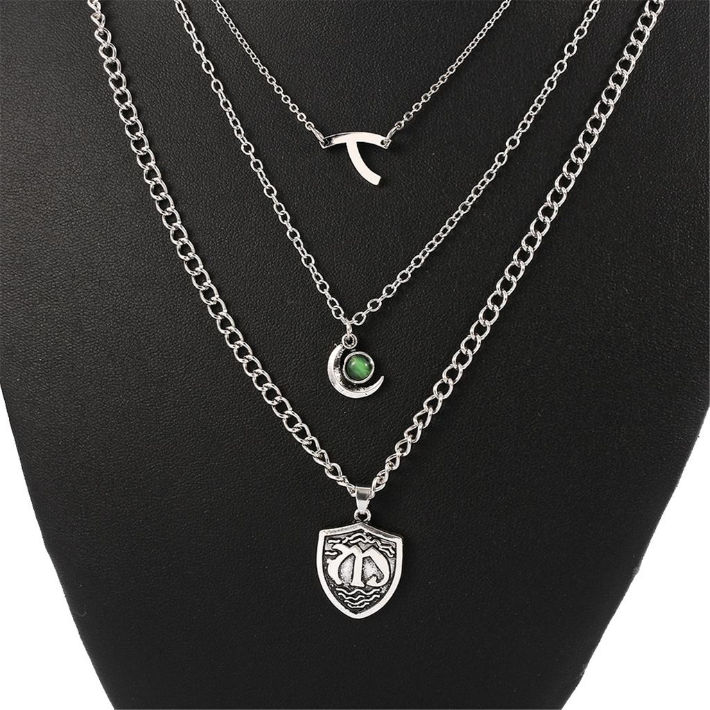 Elegant 3 Layer Women's Short Necklace Enhancing Collarbone Pendant Necklace Alloy Texture for Fashionable Ladies