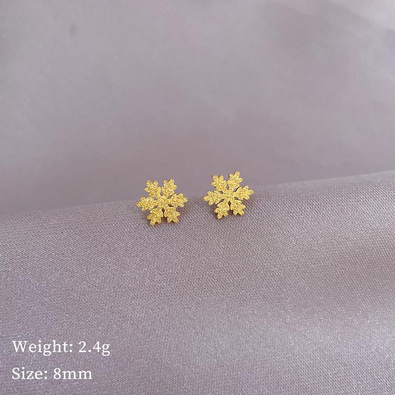 Gold Foil Snowflake Minimalist Small Stud Earrings Cold Men'S And Women'S Earrings Personality Temperament Banquet Earrings
