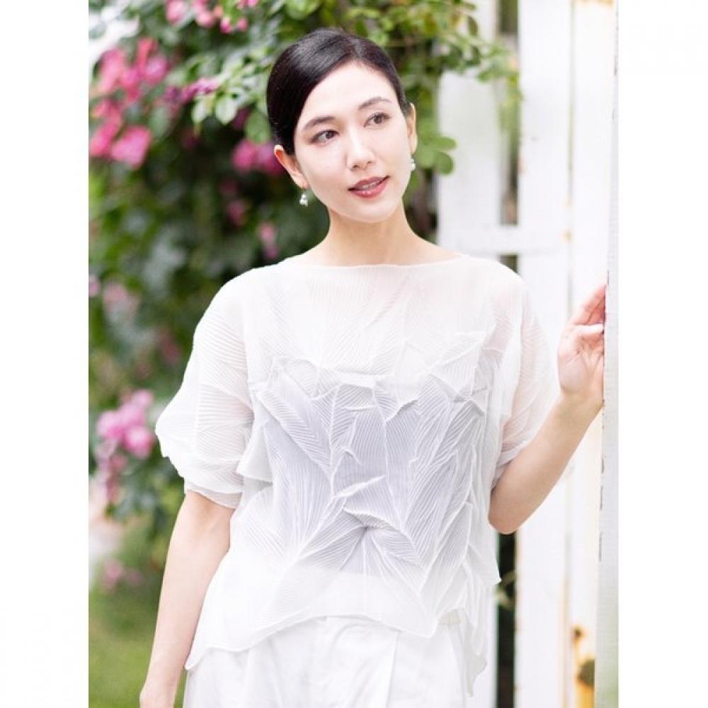 Specchio Sheer Pleated Tee  461 134 