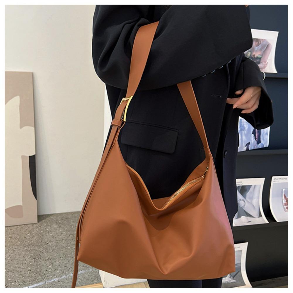 Large Capacity Shoulder Bag PU Leather Messenger Bag Commuting Casual Use Underarm Bag Trendy Bag Totes Handbag
