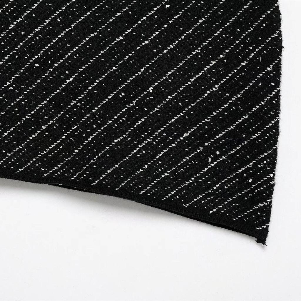 Spring 2025 Women's Fashion: Elegant Knit Top & Mini Skirt Set