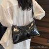 Fashion trend large-capacity messenger bag women's 2025 new French niche tote bag casual commuter shoulder bag