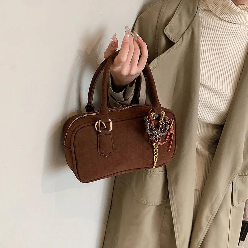 Women Fashion Small Faux Suede Soft Square Handbags and Purses Vintage Winter Crossbody Bag Lady Shoulder Bag