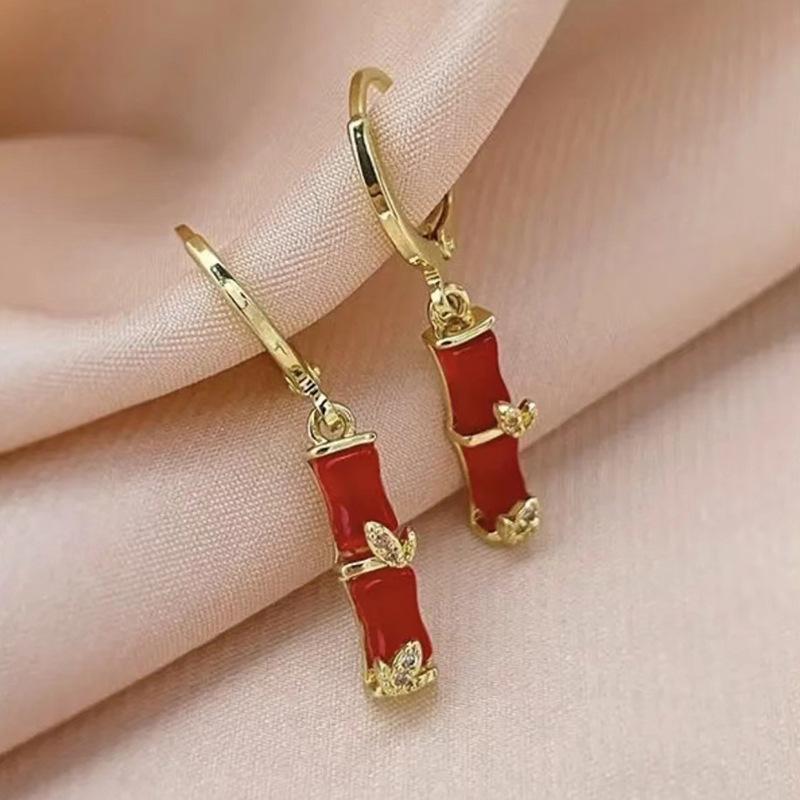 Retro Bambusförmige Hängeohrringe Luxus Damen Accessoires Goldfarben Party-Ohrringe Modeschmuck