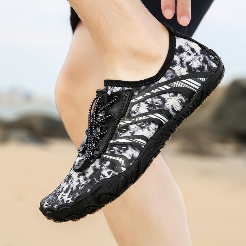 Men Water Barefoot Shoe Soft Beach Shoe Quick Dry Breathable Sandal Comfortable High Quality Outdoor Training Shoes Couple 35-46