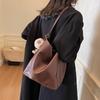 Large Capacity Trendy Bag Women's Bag 2025 New Textured Commuter Bucket Bag Solid Color Retro Shoulder Messenger Bag