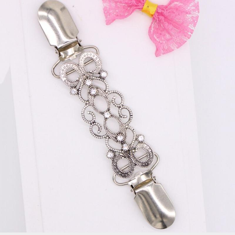 Vintage Sweater Shawl Clips Flower Patterns Retro Cardigan Collar Dresses Clips Brooch Clips Shirt Clips for Women Girls