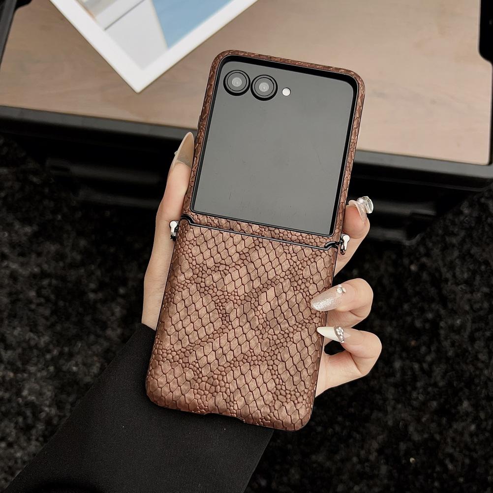 

Plain Python Skin Pattern Side-hung Phone Case For For Motorola Razr60 Ultra Razr 60 50 Ultra Moto Razr Protect Cover Motorola razr+ 2024