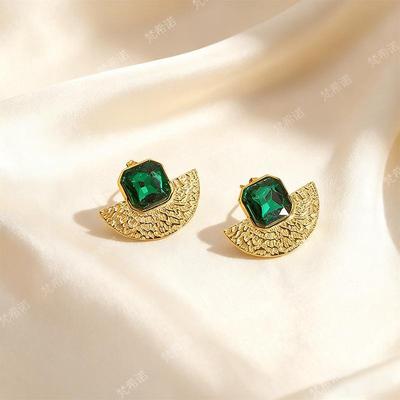 Korean Style Green Gold Stainless Steel Fan Shape Vintage Stud Earrings for Women - High-End Luxury Retro Design