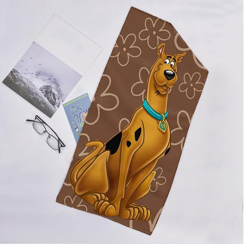 Scooby Doo Fashion Beach Towel: Ideal for Summer Adventures Soft, Absorbent and Quick Drying Suitable for Swimming and Bathing
