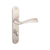 Türgriff auf langem Schild Malta Satin WC 72 mm