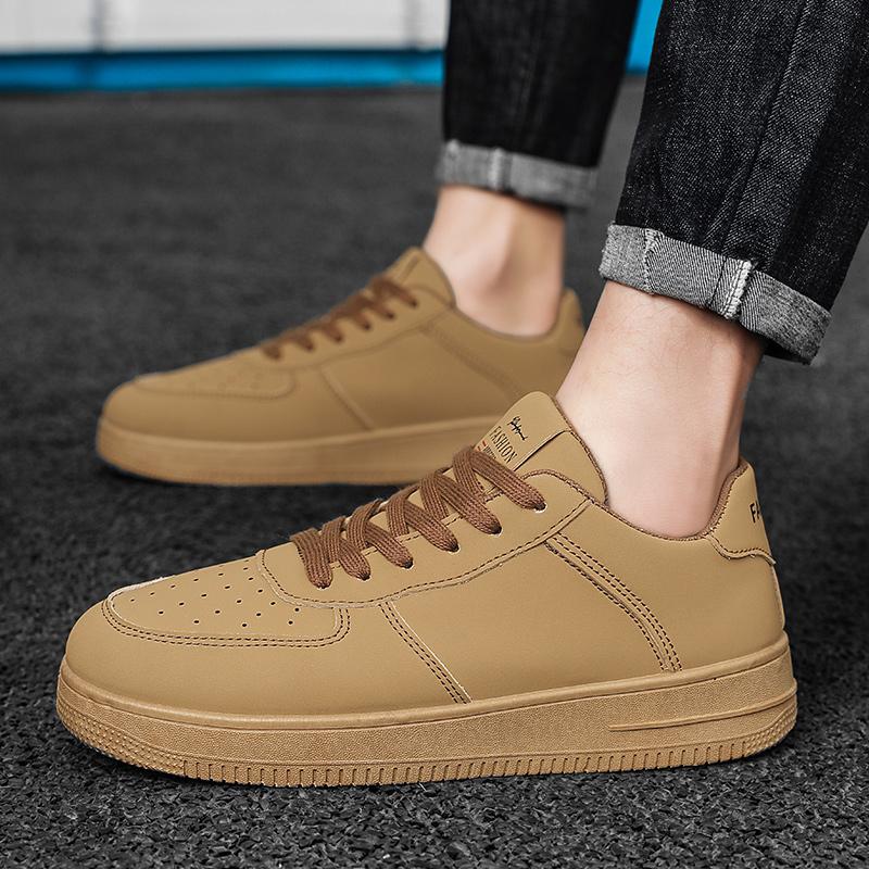 Men's Oversized Breathable Fashionable Retro Board Shoes Sports and Casual Shoes Thick Soled White Shoes