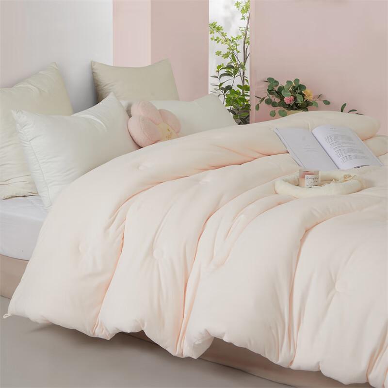 Violet Luxury Quilt Collection