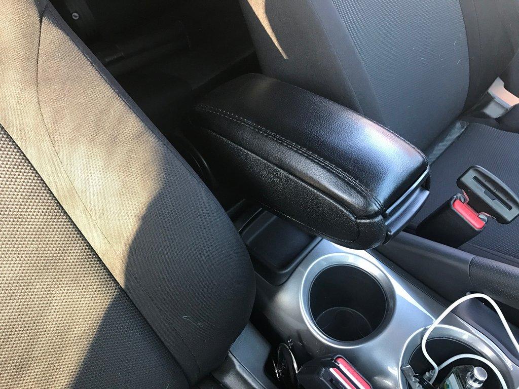 

Підлокітник для Nissan Juke 2010-2019 рр.